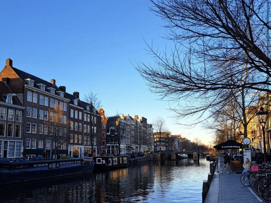 Smidtje Canal Café Prinsengracht